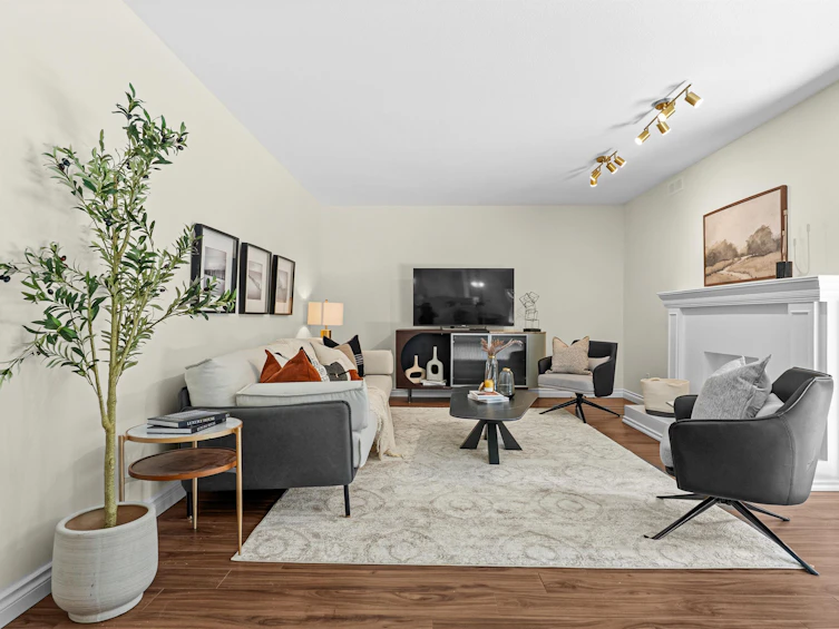 12051 Imperial Drive, Richmond, BC, V7E 6J5 - 12