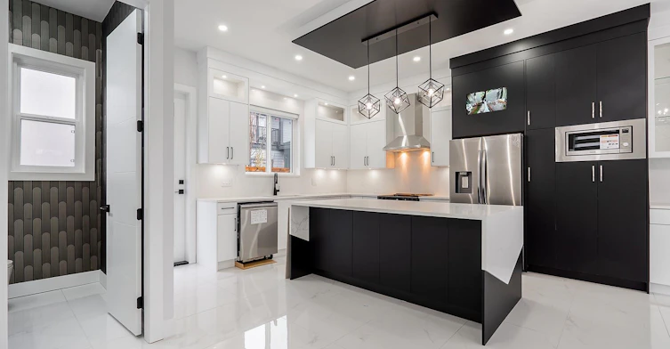 Upper and Main-166xx 18a Avenue, Surrey, BC, V3Z 9X5 - 9