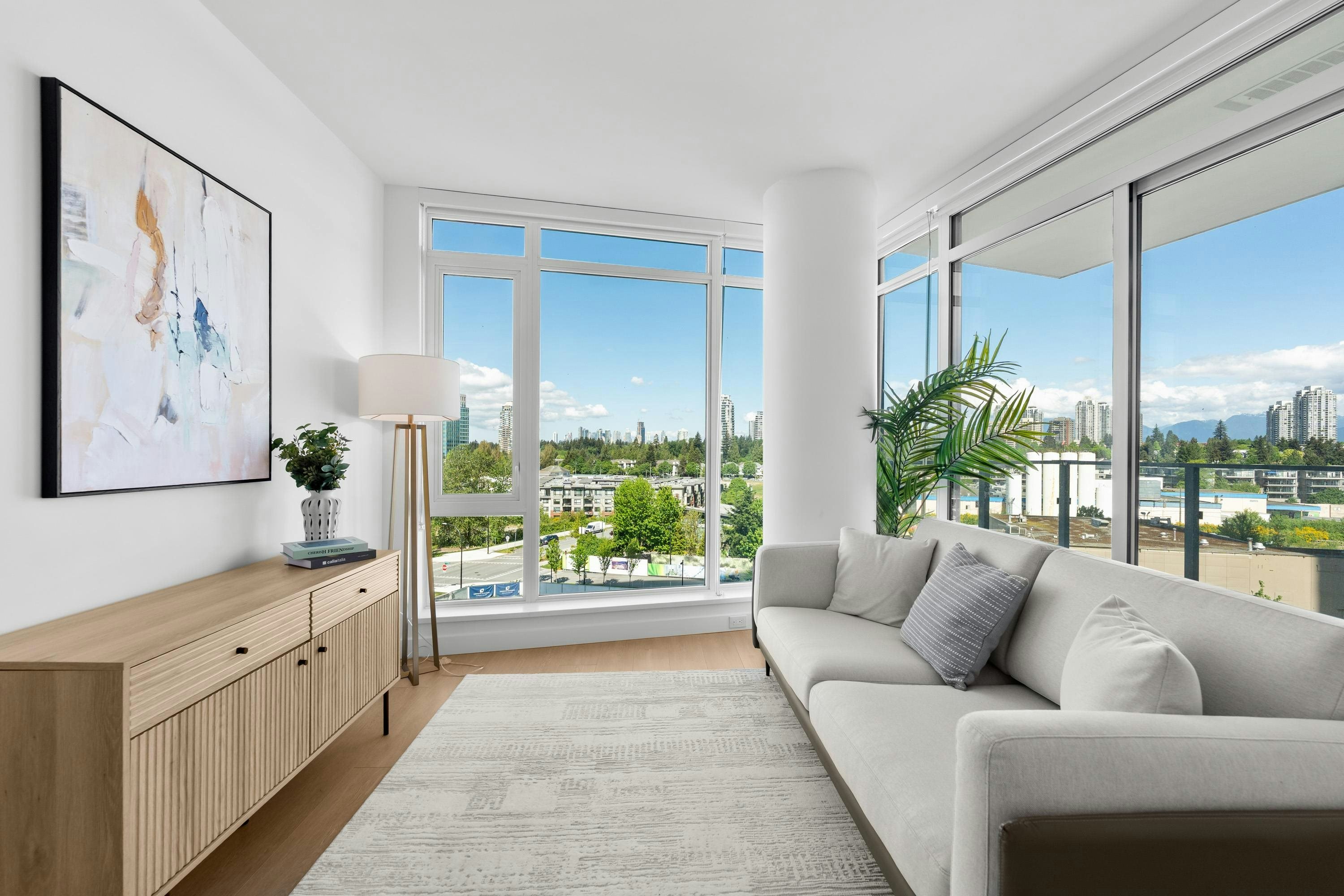 602-7683 Park Crescent - 2
