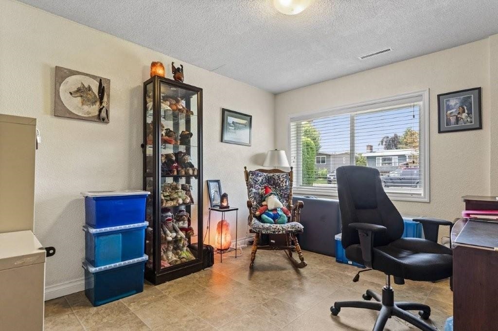 9758 Linwood Street, Chilliwack, BC, V2P 5L5 - 29