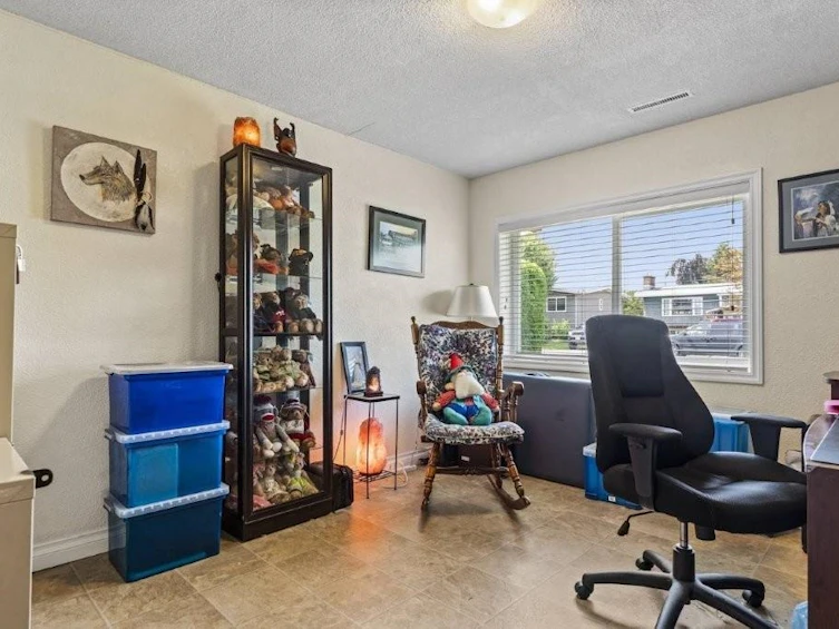9758 Linwood Street, Chilliwack, BC, V2P 5L5 - 29