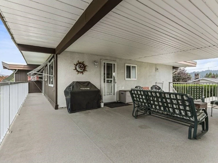 9758 Linwood Street, Chilliwack, BC, V2P 5L5 - 34