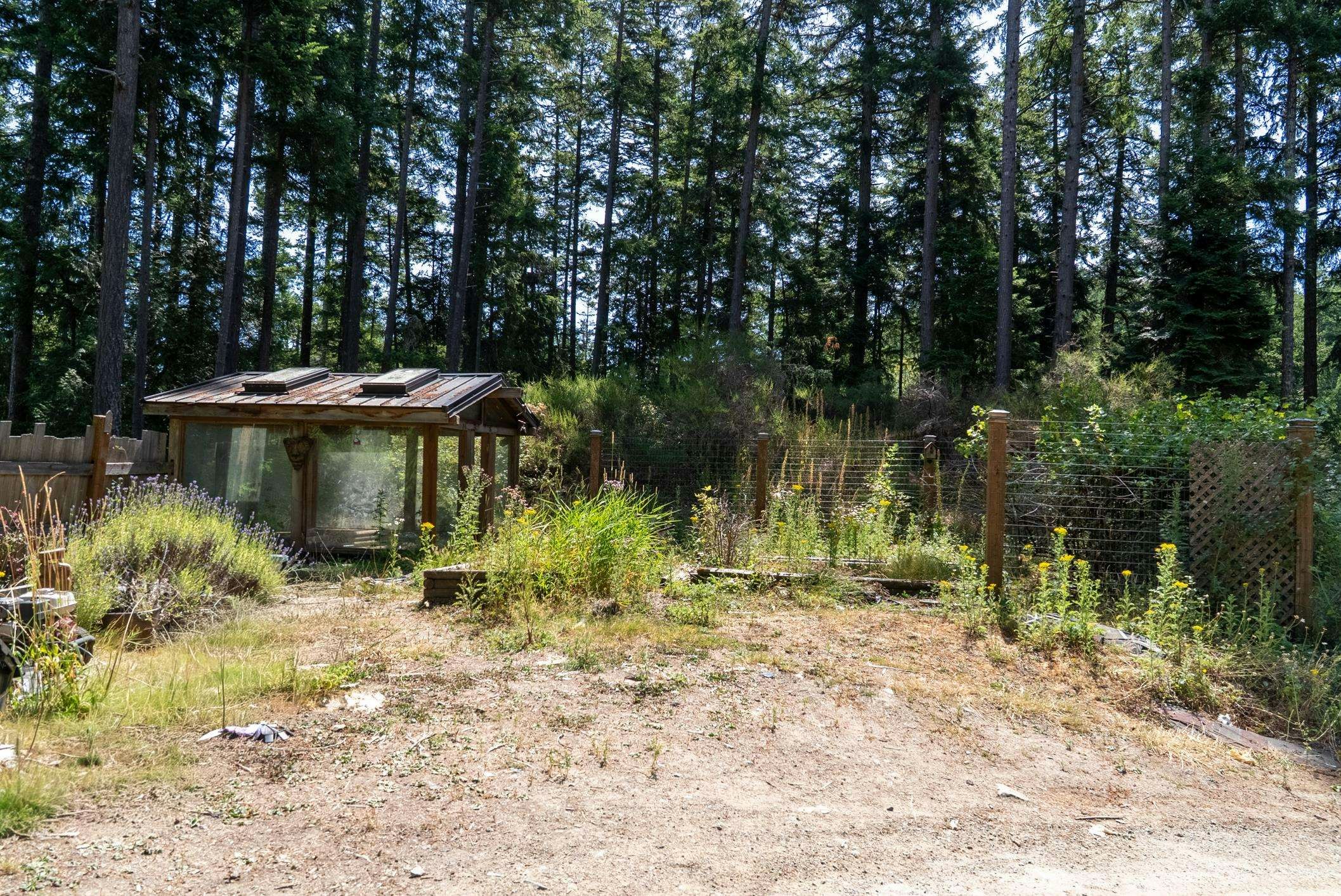4622 Sailor Road, Pender Island, BC, V0N 2M0 - 12
