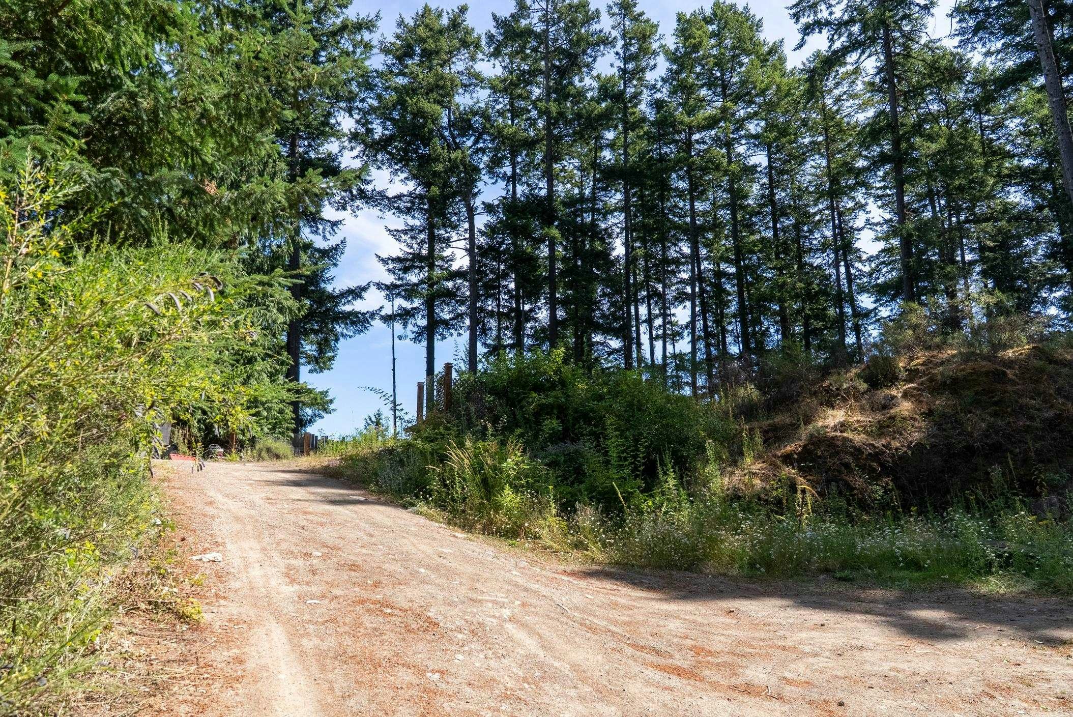 4622 Sailor Road, Pender Island, BC, V0N 2M0 - 11