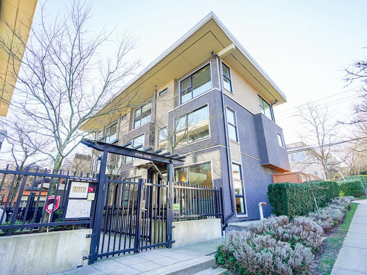 2330 Windsor Street, Vancouver, BC, V5T 3Z5 - 2