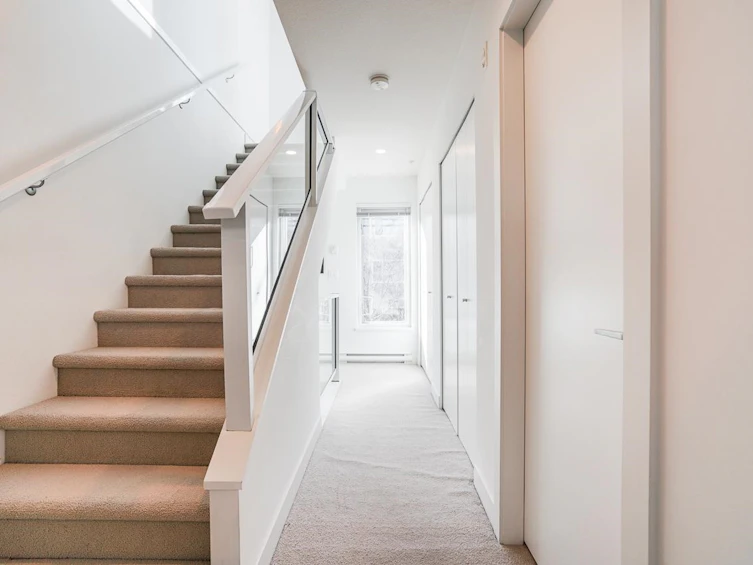 2330 Windsor Street, Vancouver, BC, V5T 3Z5 - 23