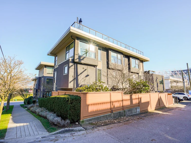 2330 Windsor Street, Vancouver, BC, V5T 3Z5 - 38