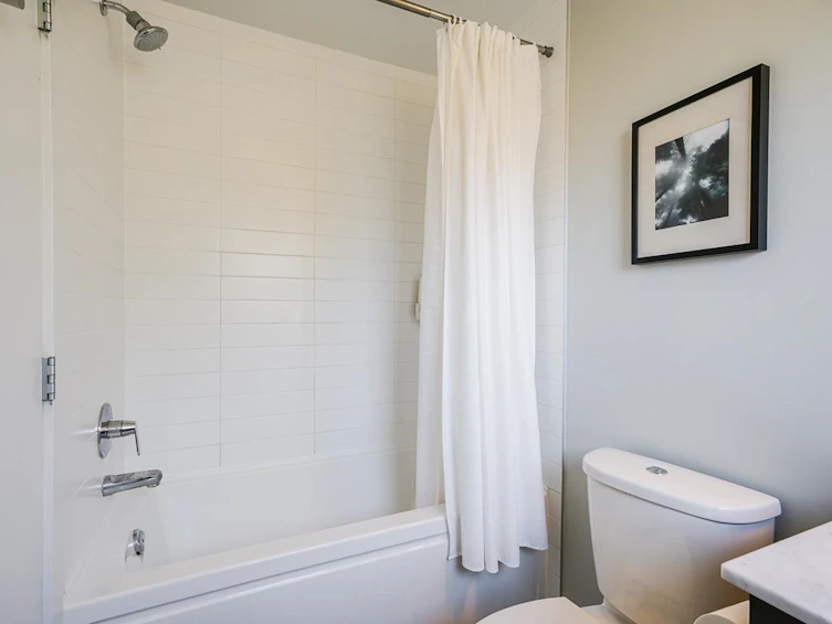 2330 Windsor Street, Vancouver, BC, V5T 3Z5 - 21