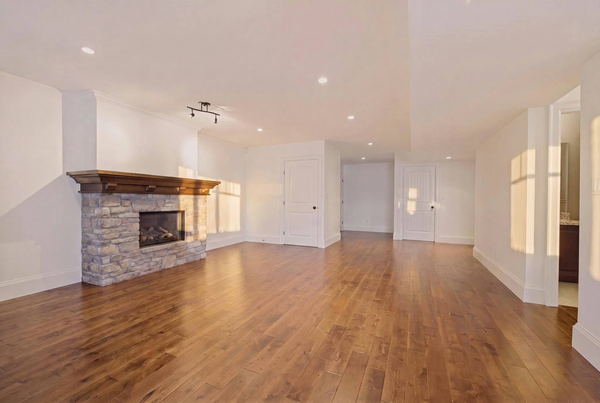 13536 14 Avenue, Surrey, BC, V4A 5H5 - 7
