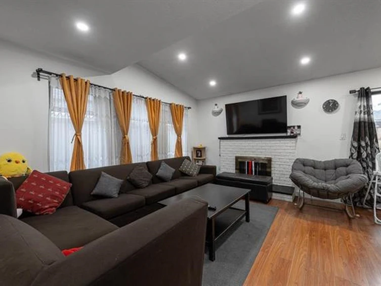 7366 128a Street, Surrey, BC, V3W 7G9 - 6
