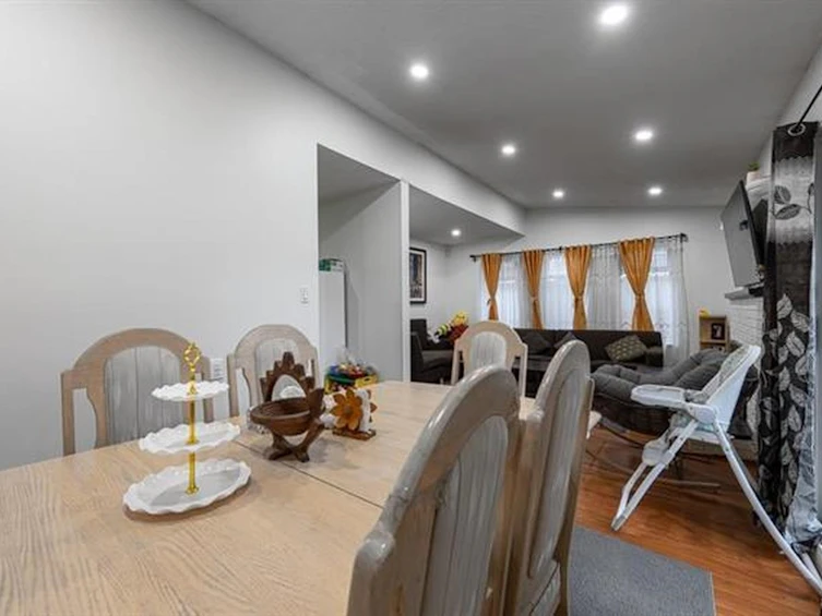 7366 128a Street, Surrey, BC, V3W 7G9 - 4