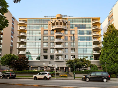 901-1233 Beach Avenue - 3