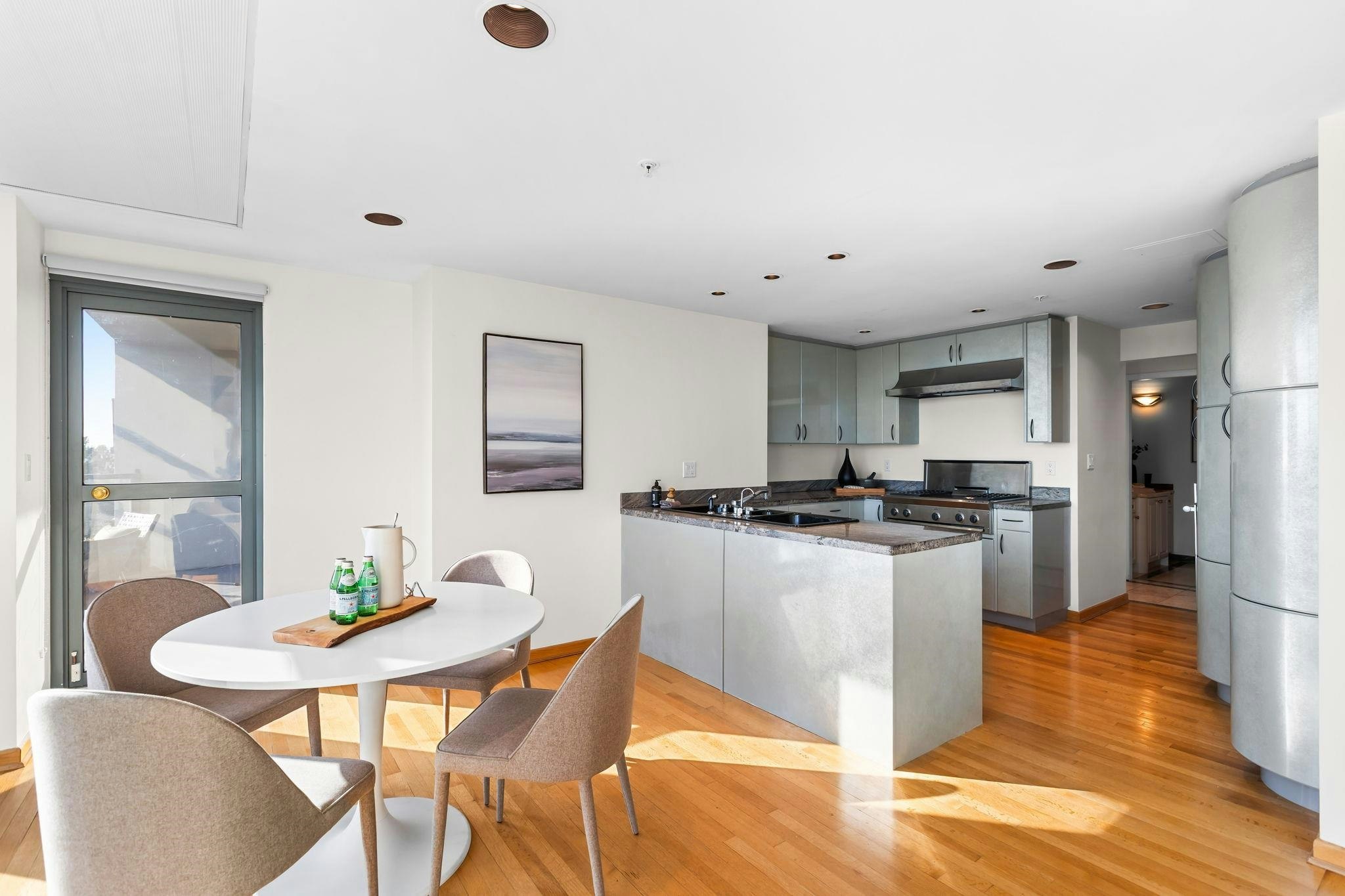 901-1233 Beach Avenue, Vancouver, BC, V6E 1V4 - 23