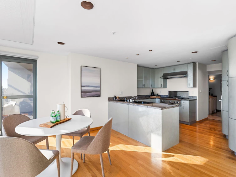 901-1233 Beach Avenue, Vancouver, BC, V6E 1V4 - 23