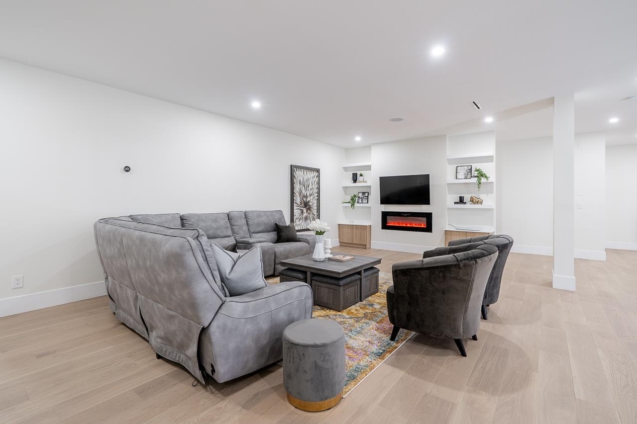 24095 65 Avenue, Langley, BC, V2Y 2H1 - 23