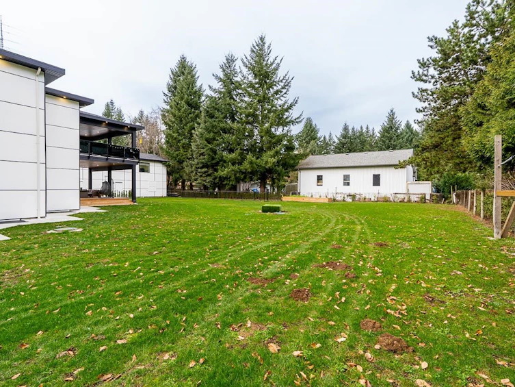 24095 65 Avenue, Langley, BC, V2Y 2H1 - 11