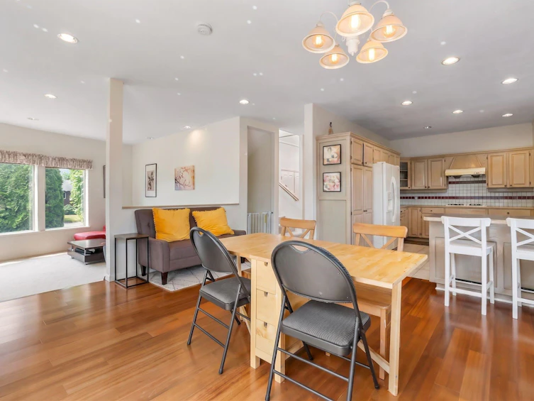 1620 Fell Avenue, Burnaby, BC, V5B 3Z5 - 6
