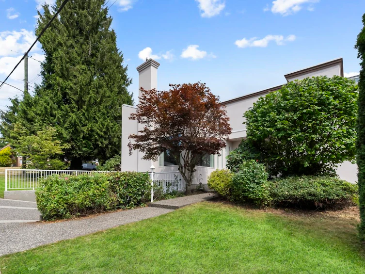 1620 Fell Avenue, Burnaby, BC, V5B 3Z5 - 39
