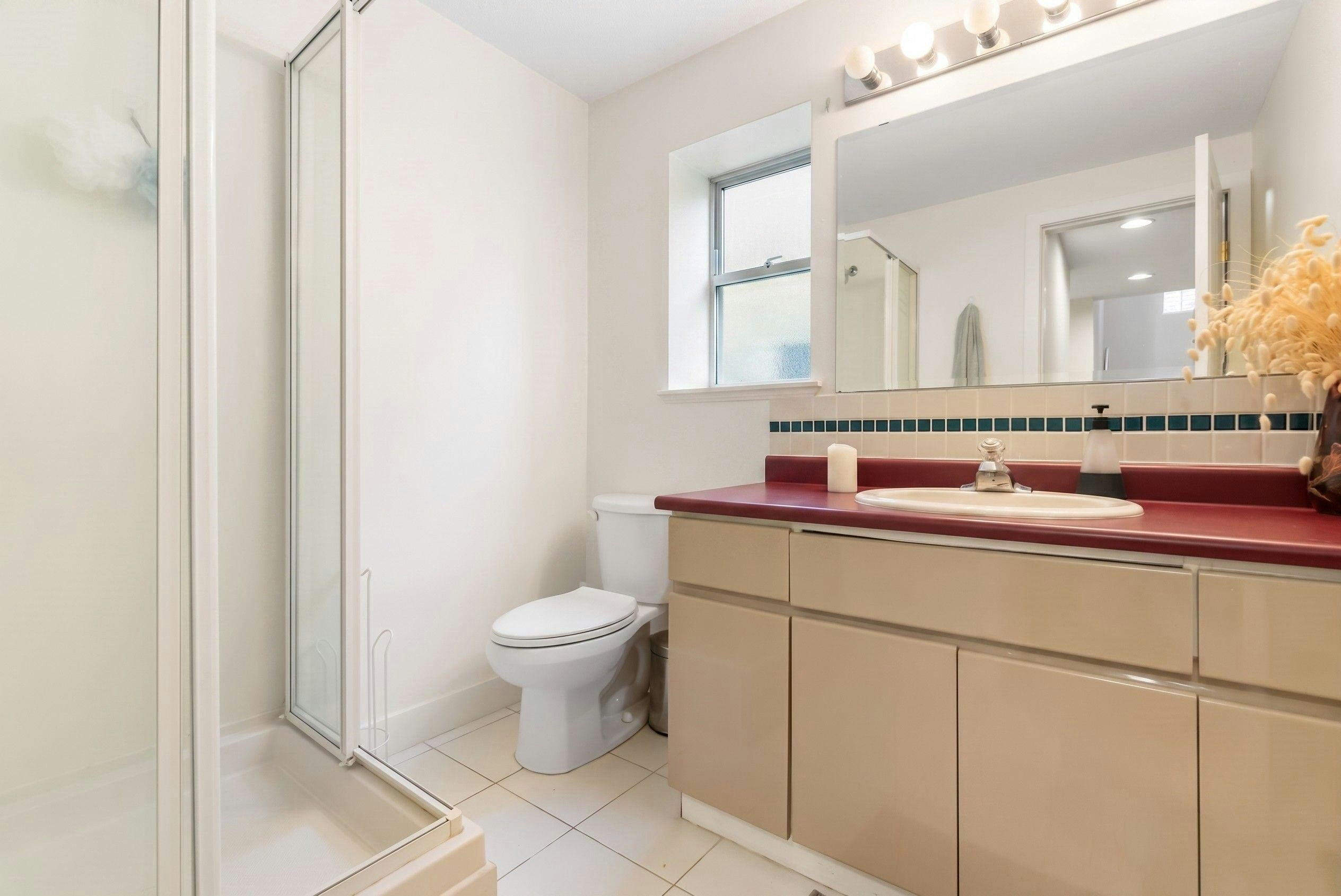 1620 Fell Avenue, Burnaby, BC, V5B 3Z5 - 29