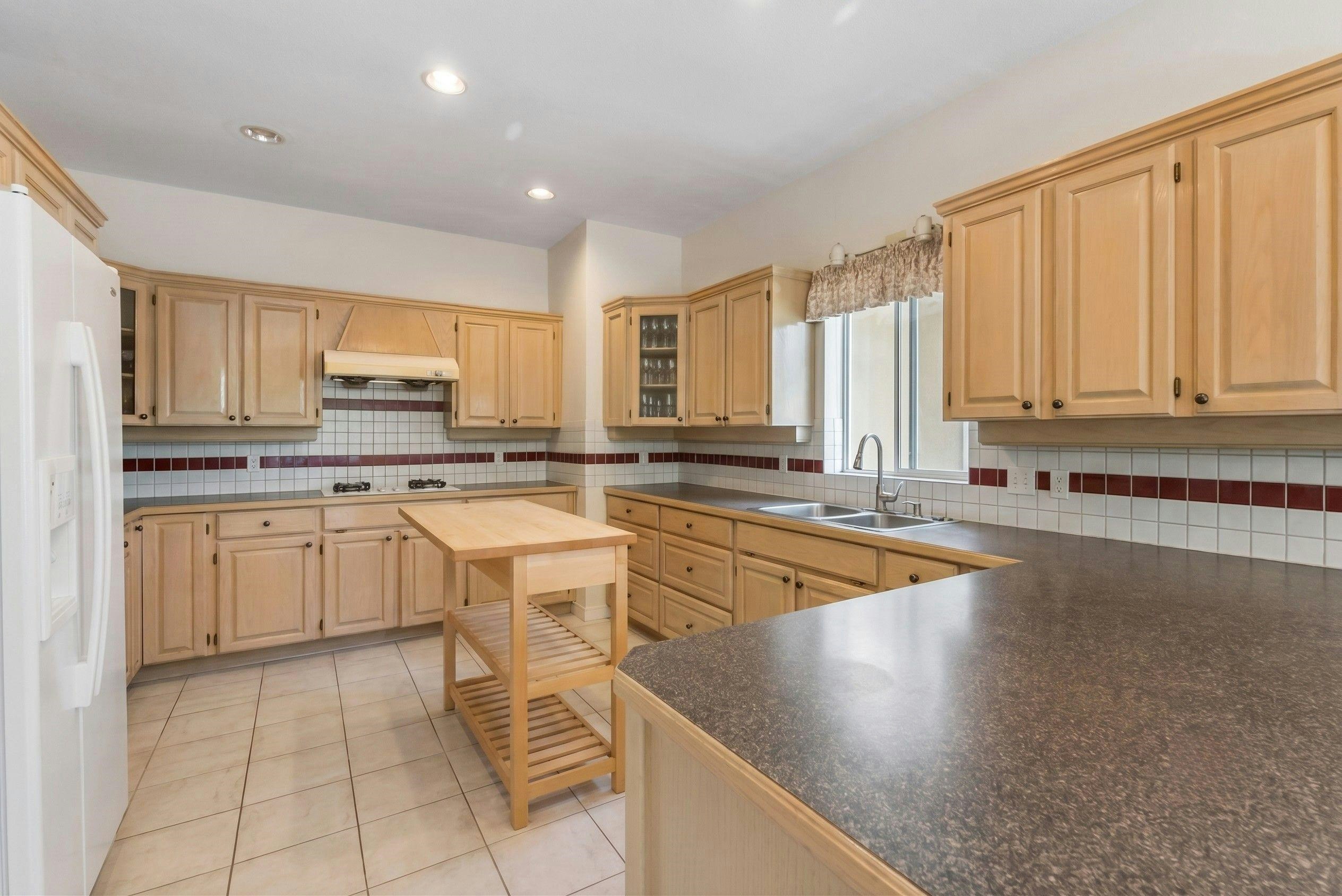 1620 Fell Avenue, Burnaby, BC, V5B 3Z5 - 7