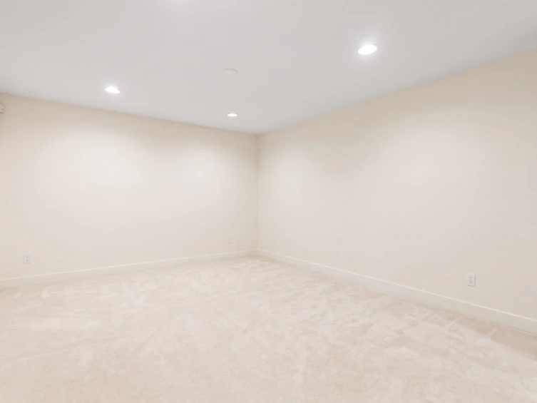 1620 Fell Avenue, Burnaby, BC, V5B 3Z5 - 28