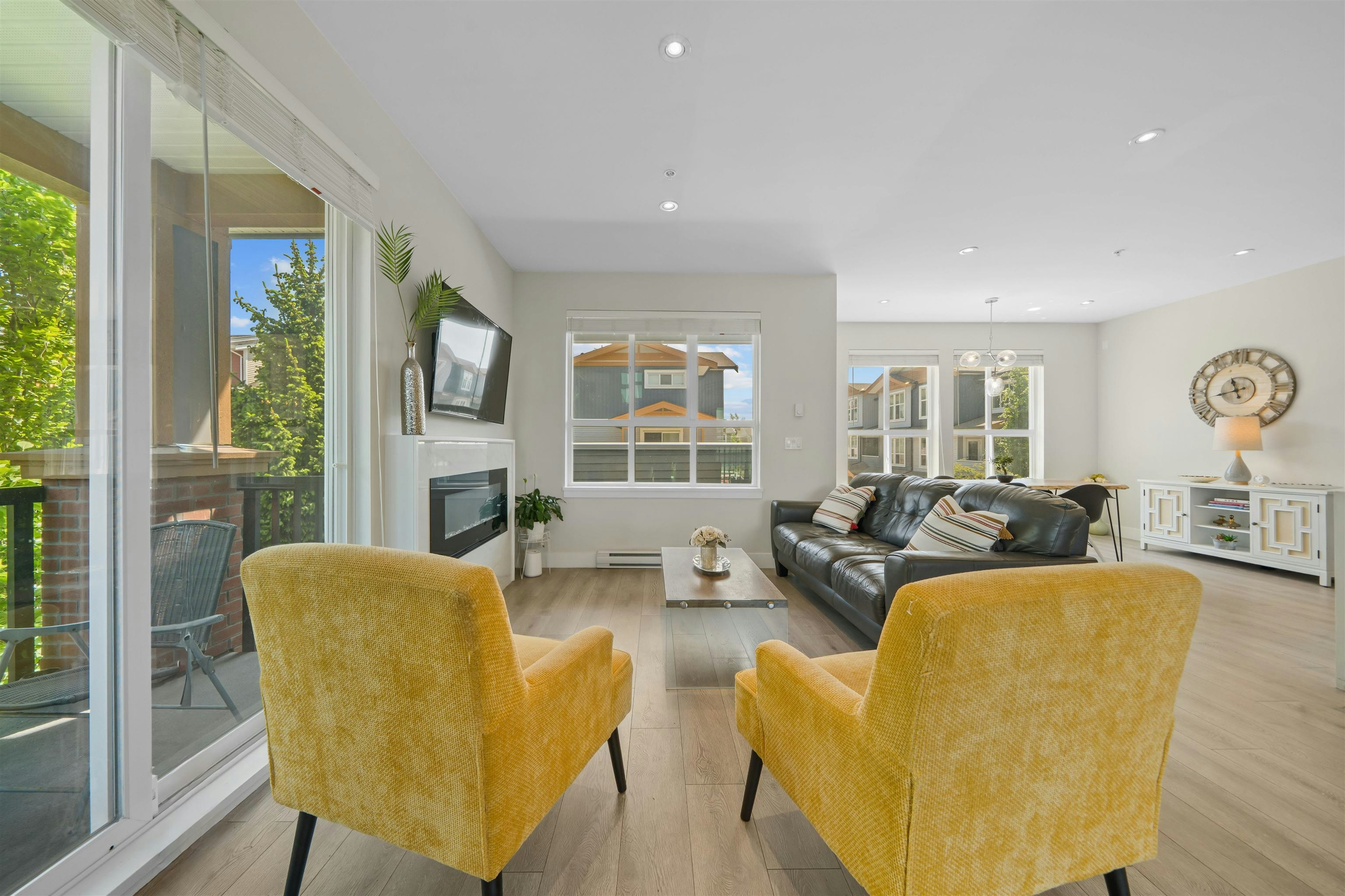 1-24086 104 Avenue, Maple Ridge, BC, V2W 1J2 - 11