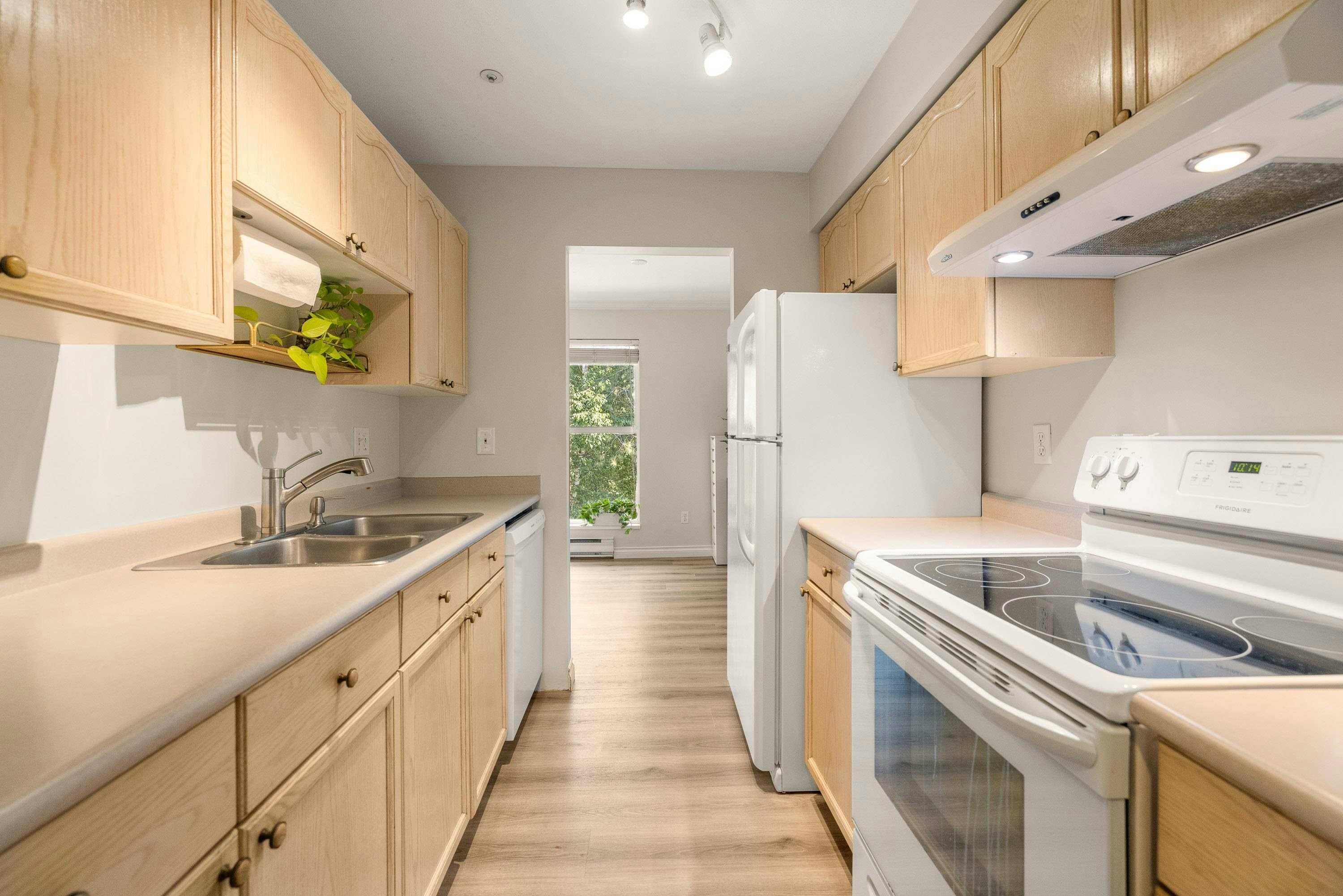 204-20350 54 Avenue, Langley, BC, V3A 8J4 - 10