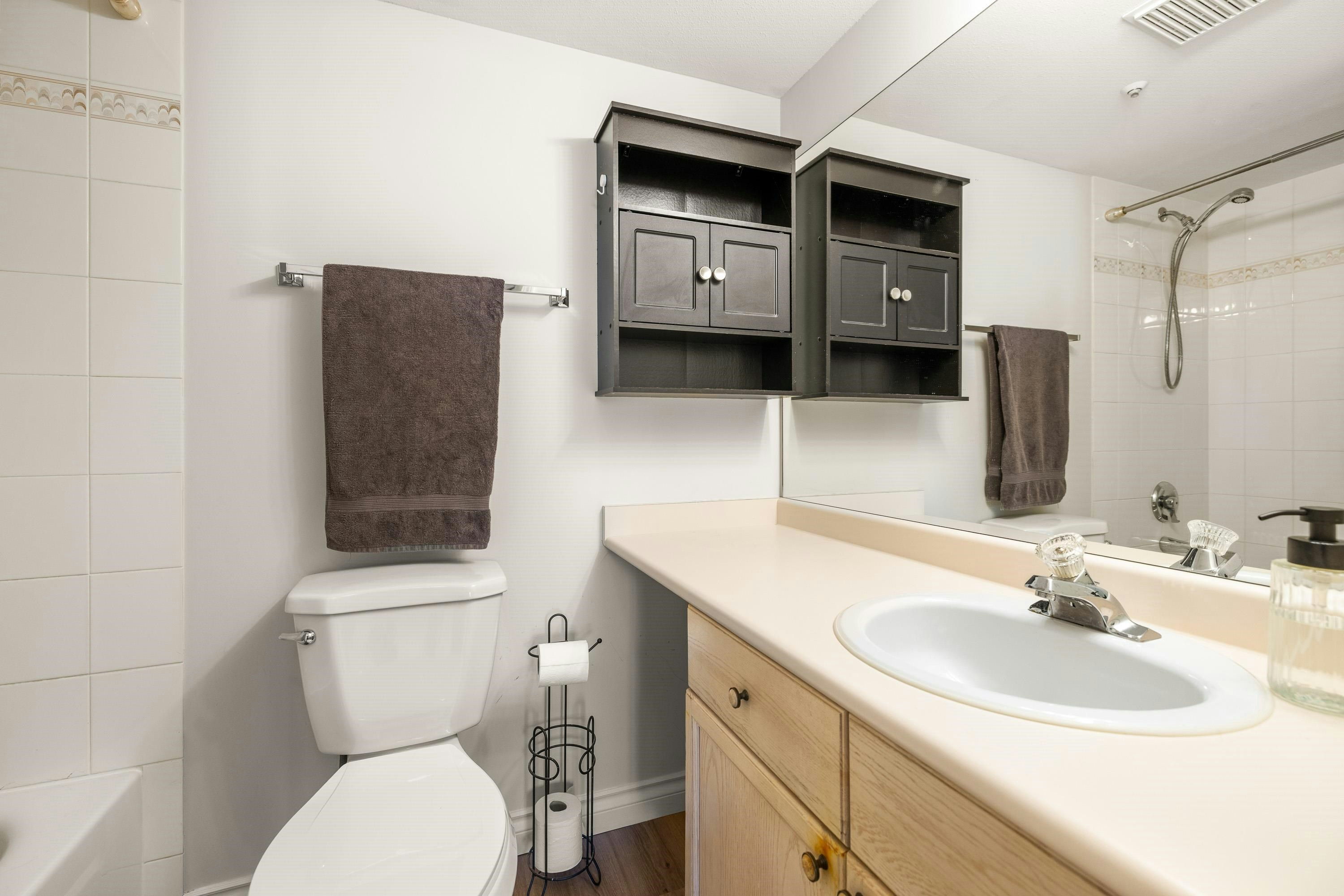 204-20350 54 Avenue, Langley, BC, V3A 8J4 - 14