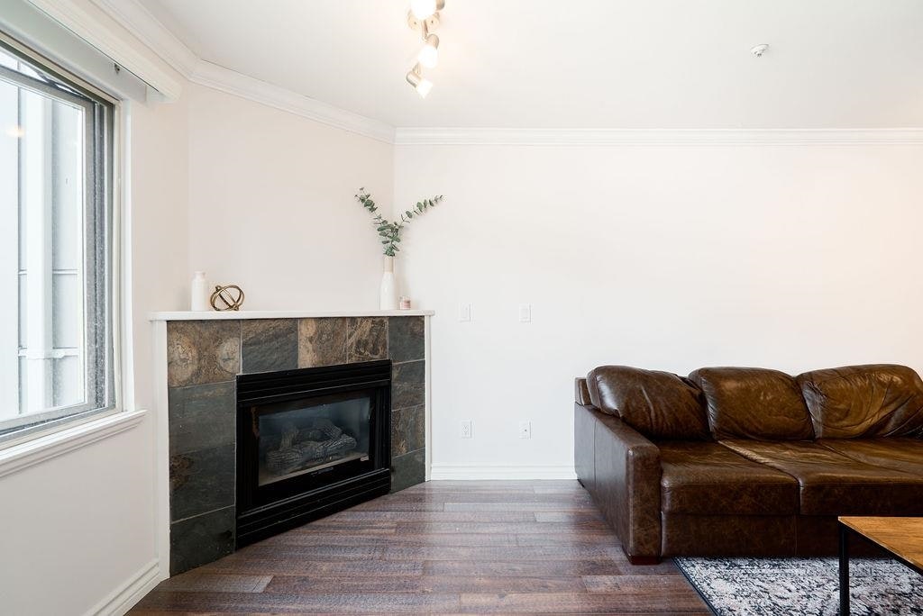301-210 Carnarvon Street, New Westminster, BC, V3L 1B8 - 27