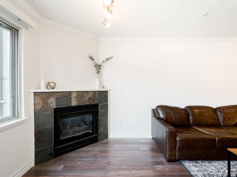301-210 Carnarvon Street, New Westminster, BC, V3L 1B8 - 27