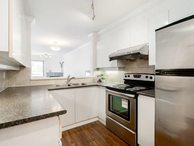 301-210 Carnarvon Street - 3
