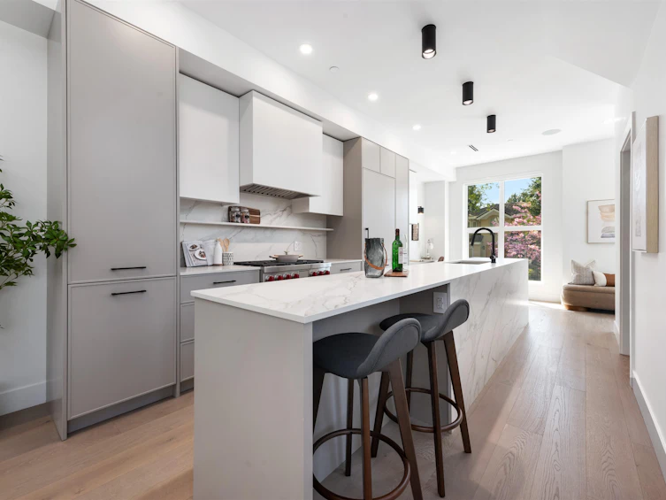 1495 W 52nd Avenue, Vancouver, BC, V6P 1H9 - 7