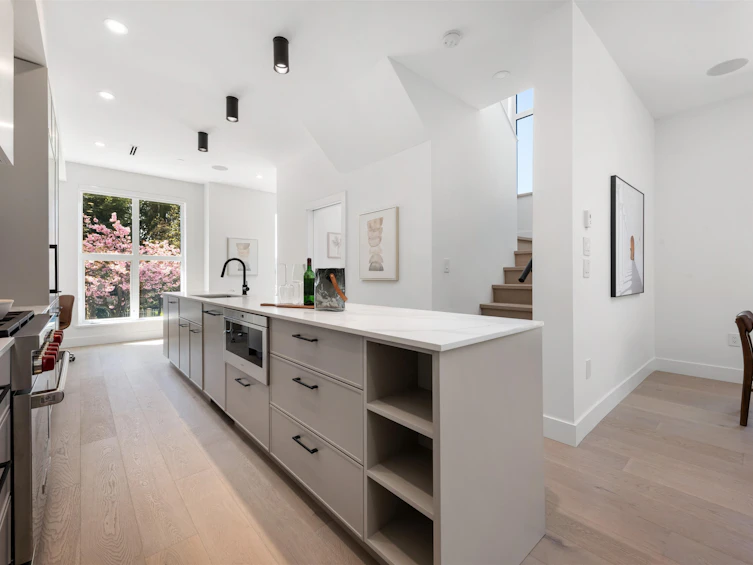 1487 W 52nd Avenue, Vancouver, BC, V6P 1H9 - 10