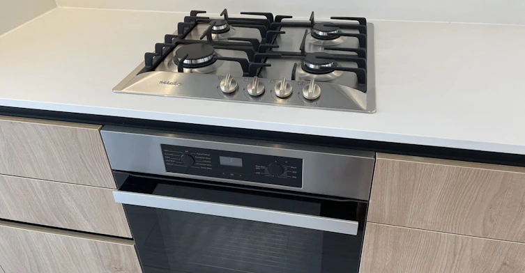 1***-5058 Joyce Street, Vancouver, BC, V5R 0J9 - 5