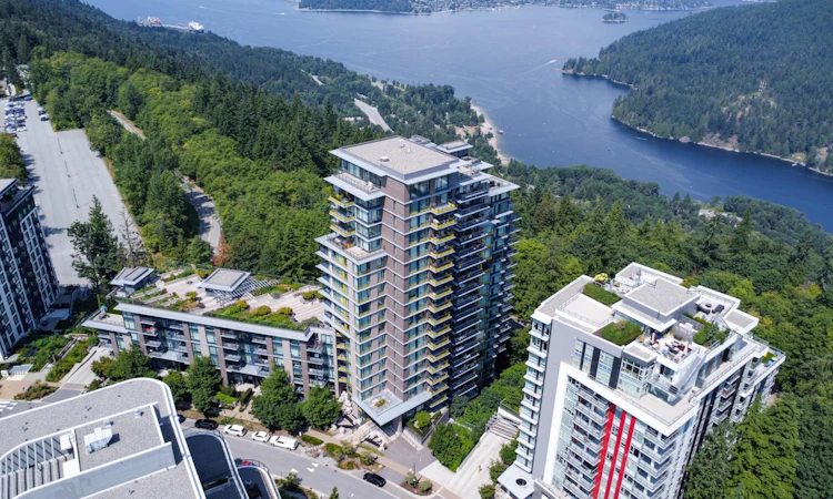 909-8850 University Crescent