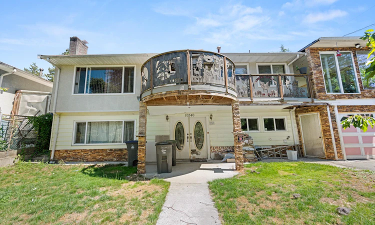 10240 140 Street
