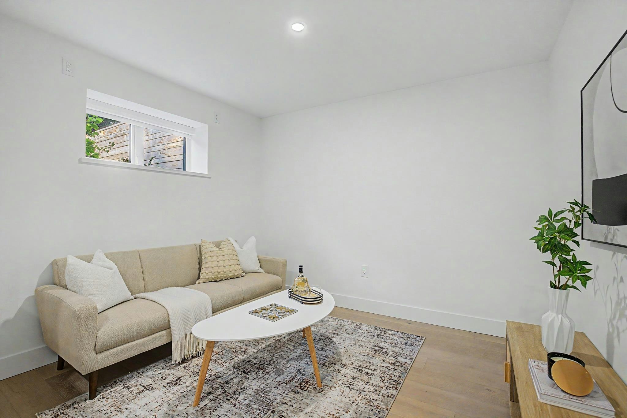 1483 W 52nd Avenue, Vancouver, BC, V6P 1H9 - 22