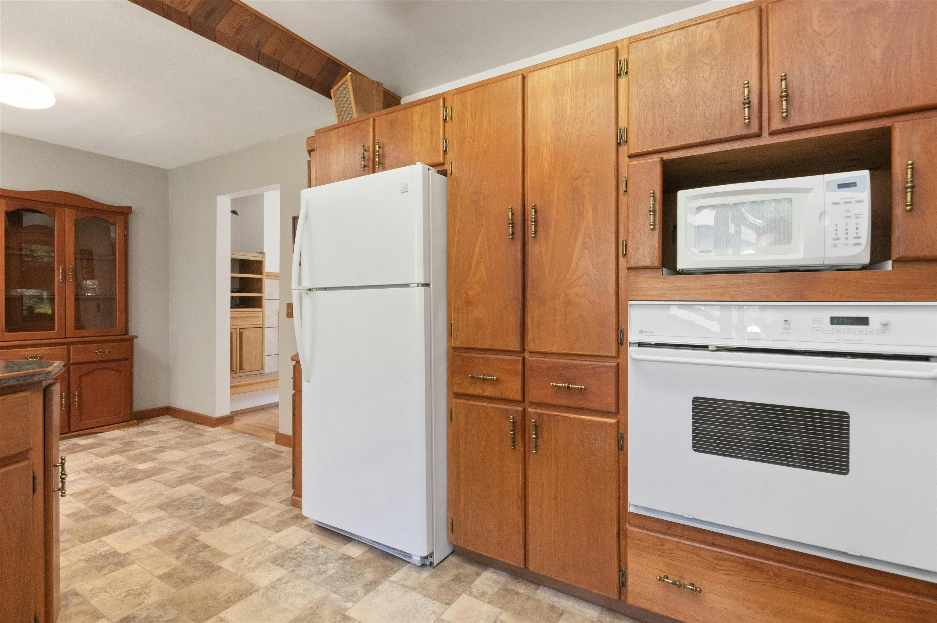 19899 Silverhope Road, Hope, BC, V0X 1L2 - 7