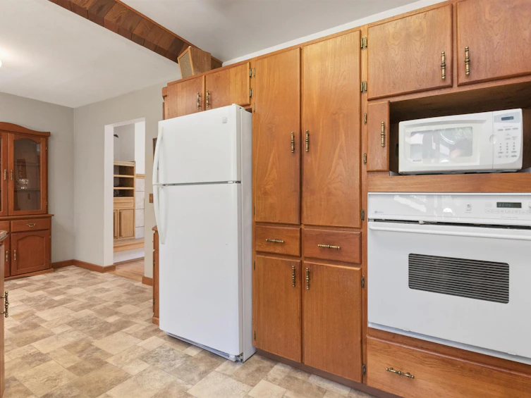 19899 Silverhope Road, Hope, BC, V0X 1L2 - 7