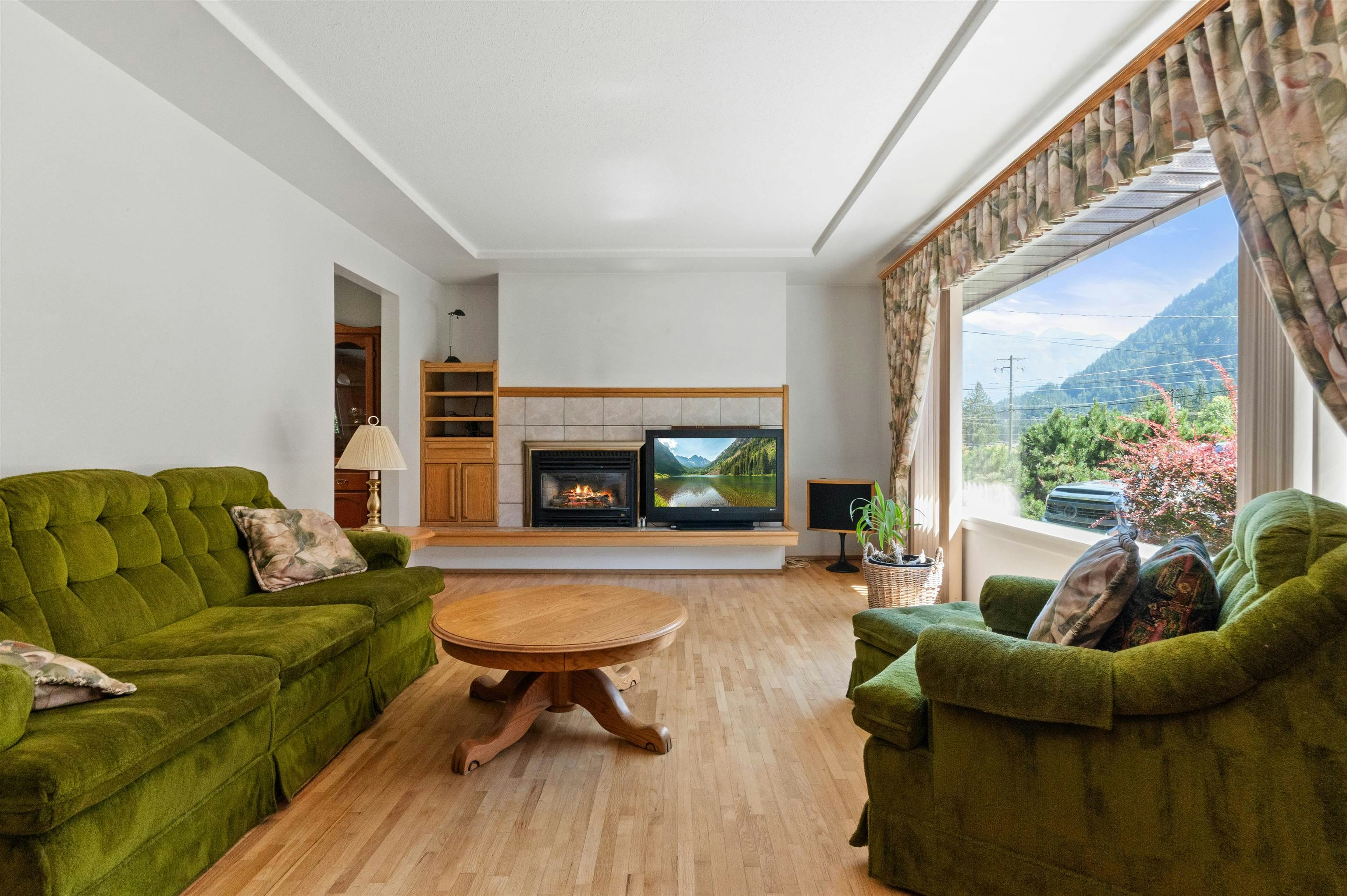 19899 Silverhope Road, Hope, BC, V0X 1L2 - 11