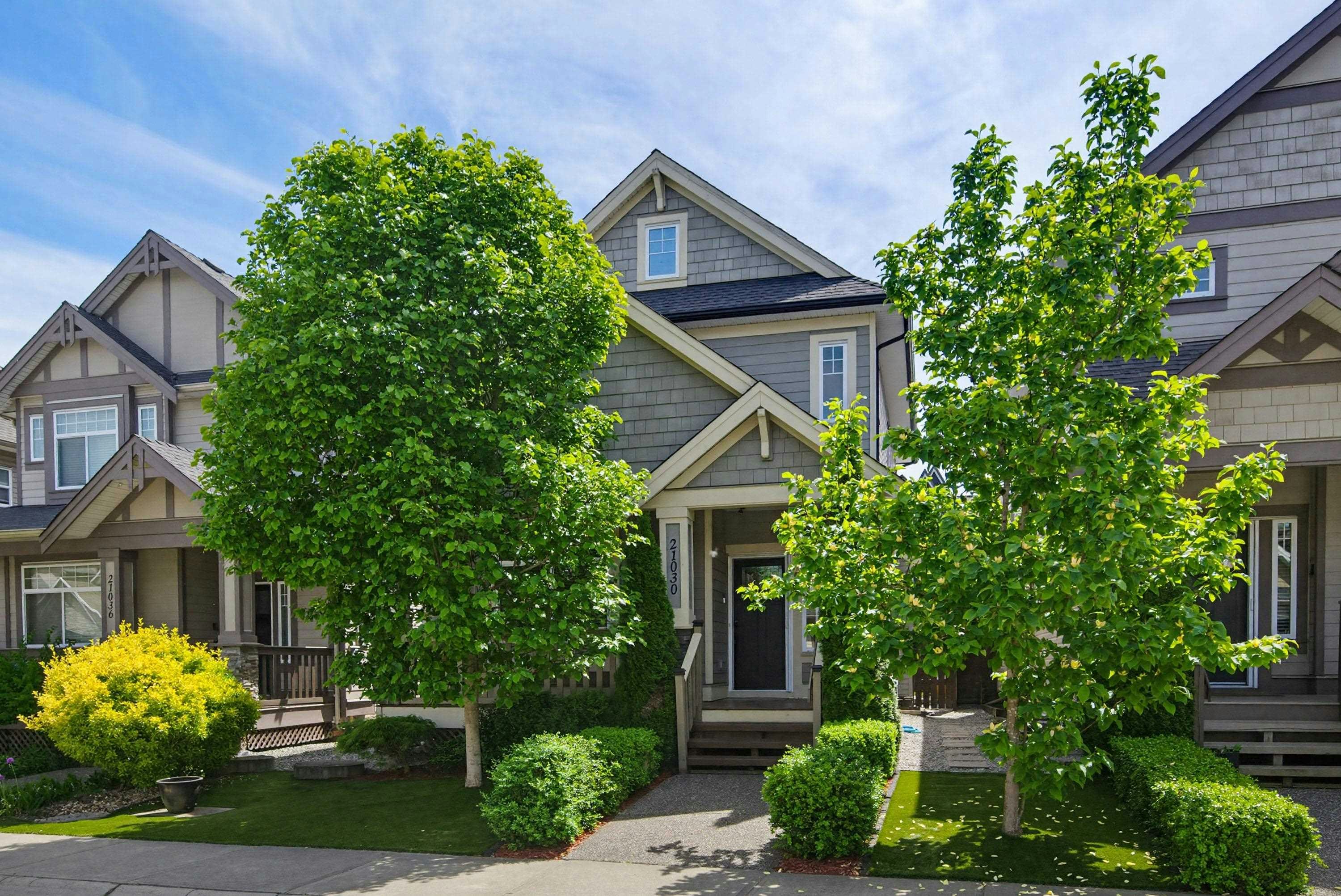 21030 80a Avenue, Langley, BC, V2Y 0J4 - 2