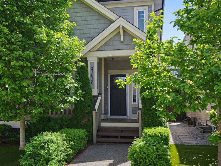 21030 80a Avenue, Langley, BC, V2Y 0J4