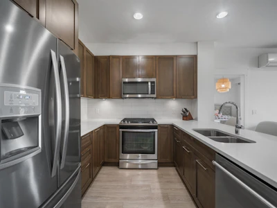 303-22087 49 Avenue - 4