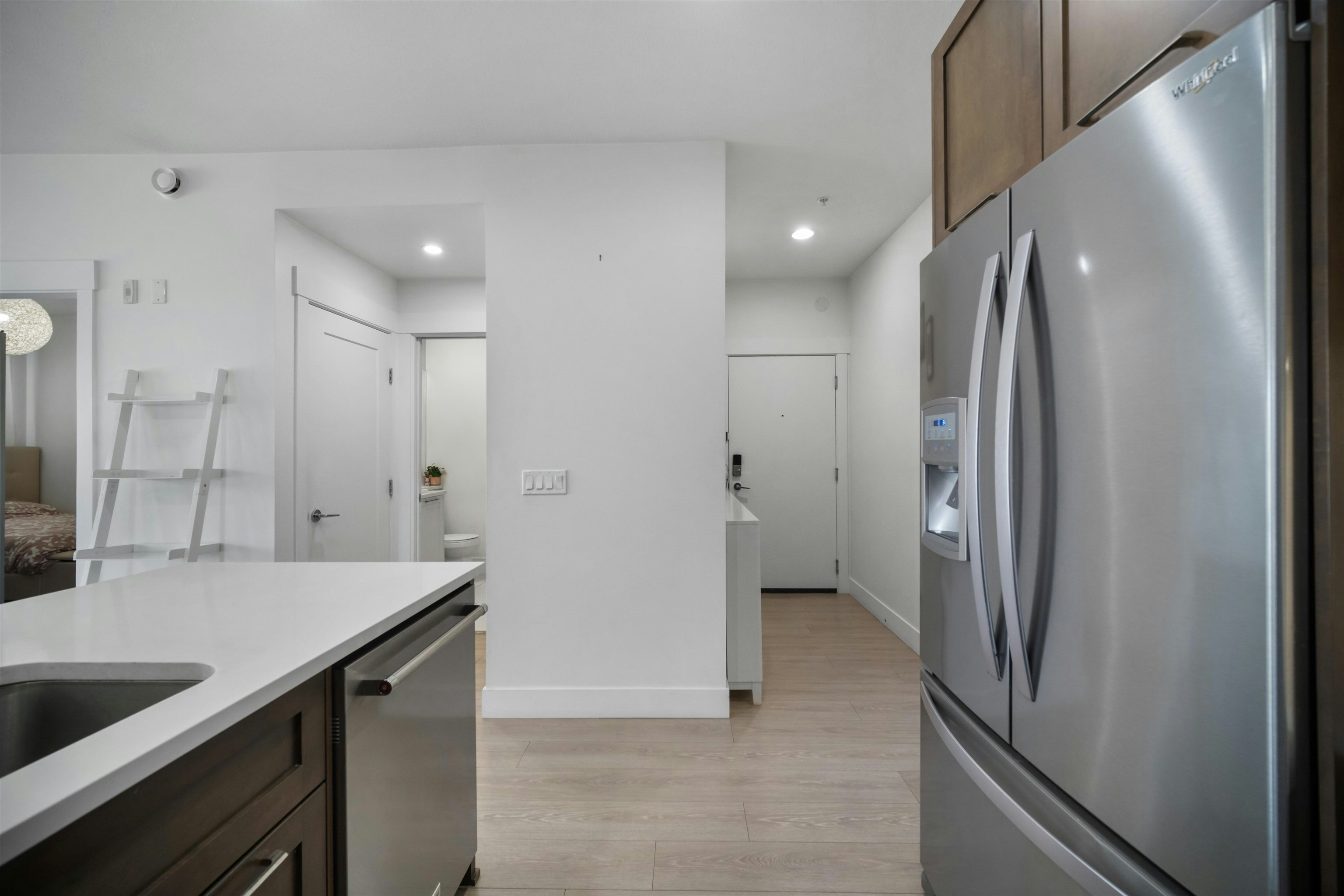 303-22087 49 Avenue - 5
