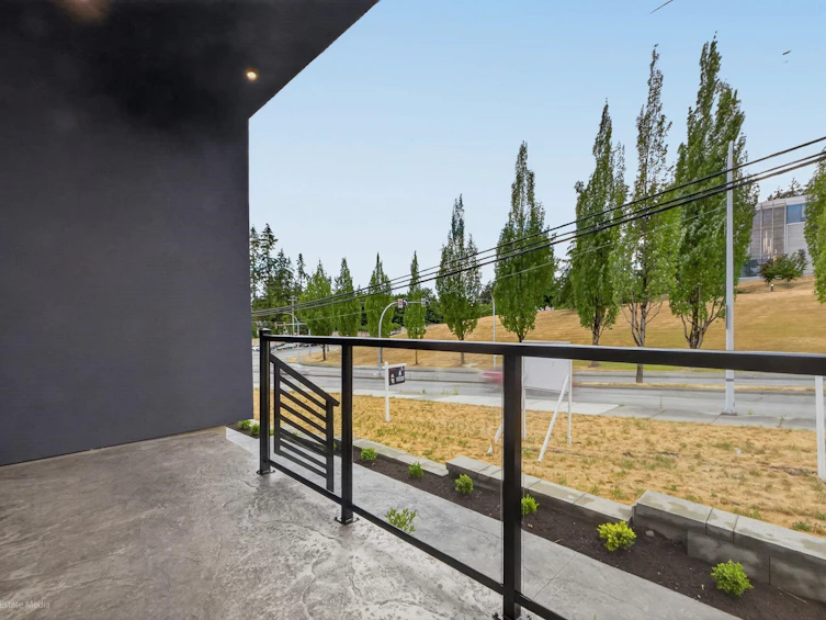 102-5642 144st Street, Surrey, BC, V3X 1A7 - 5