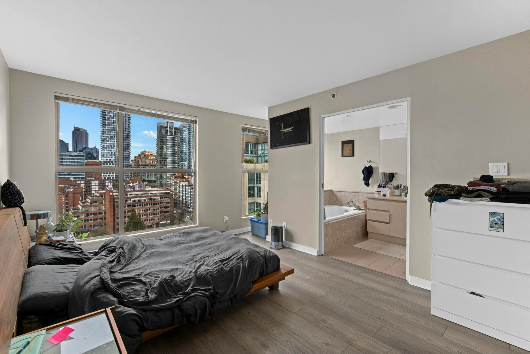 2005-1000 Beach Avenue, Vancouver, BC, V6E 4M2 - 25