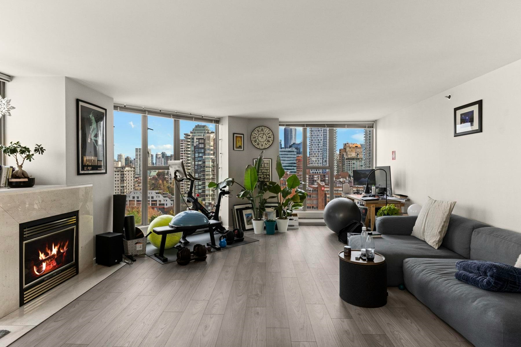 2005-1000 Beach Avenue, Vancouver, BC, V6E 4M2 - 17