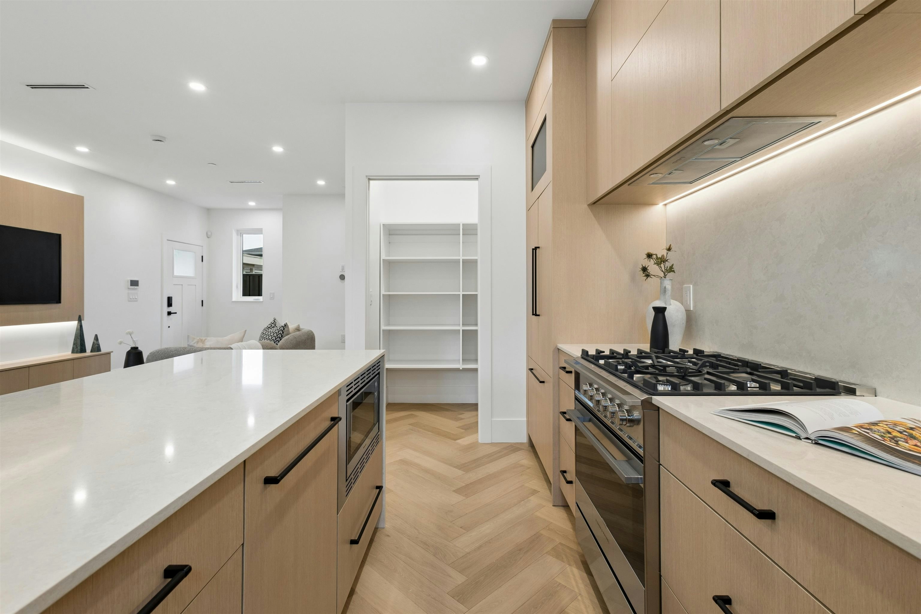 2-3639 E 46th Avenue - 5
