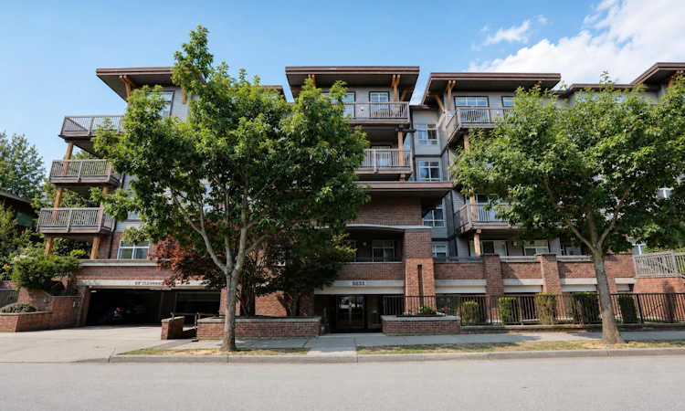 322-9233 Ferndale Road