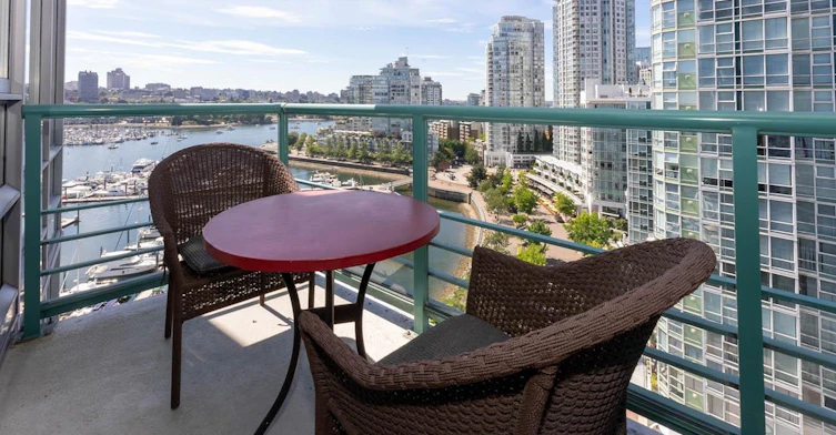 1703-1067 Marinaside, Vancouver, BC, V6Z 3A4 - 12